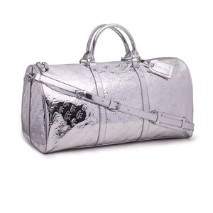 *NWT* GlamAholic Lifestyle Silver Metallic Duffle Bag